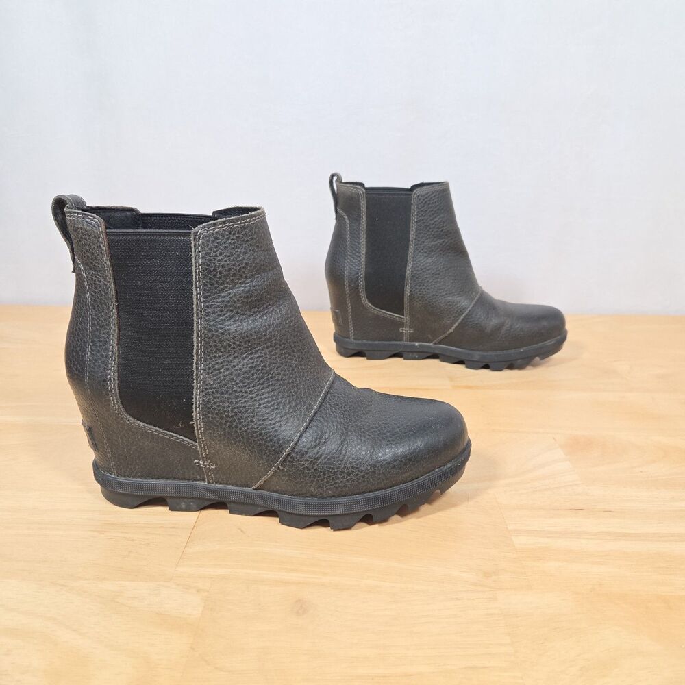 Sorel Women's Sz 8 Joan of Arctic Wedge II Chelsea Ankle Boots Black Leather